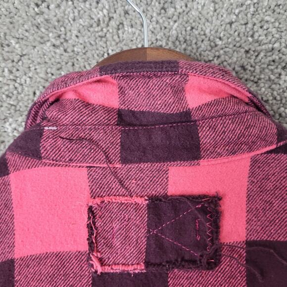 We the Free Oversized Pink Raw Hem Button Down Plaid Shirt Size Small - Picture 9 of 10
